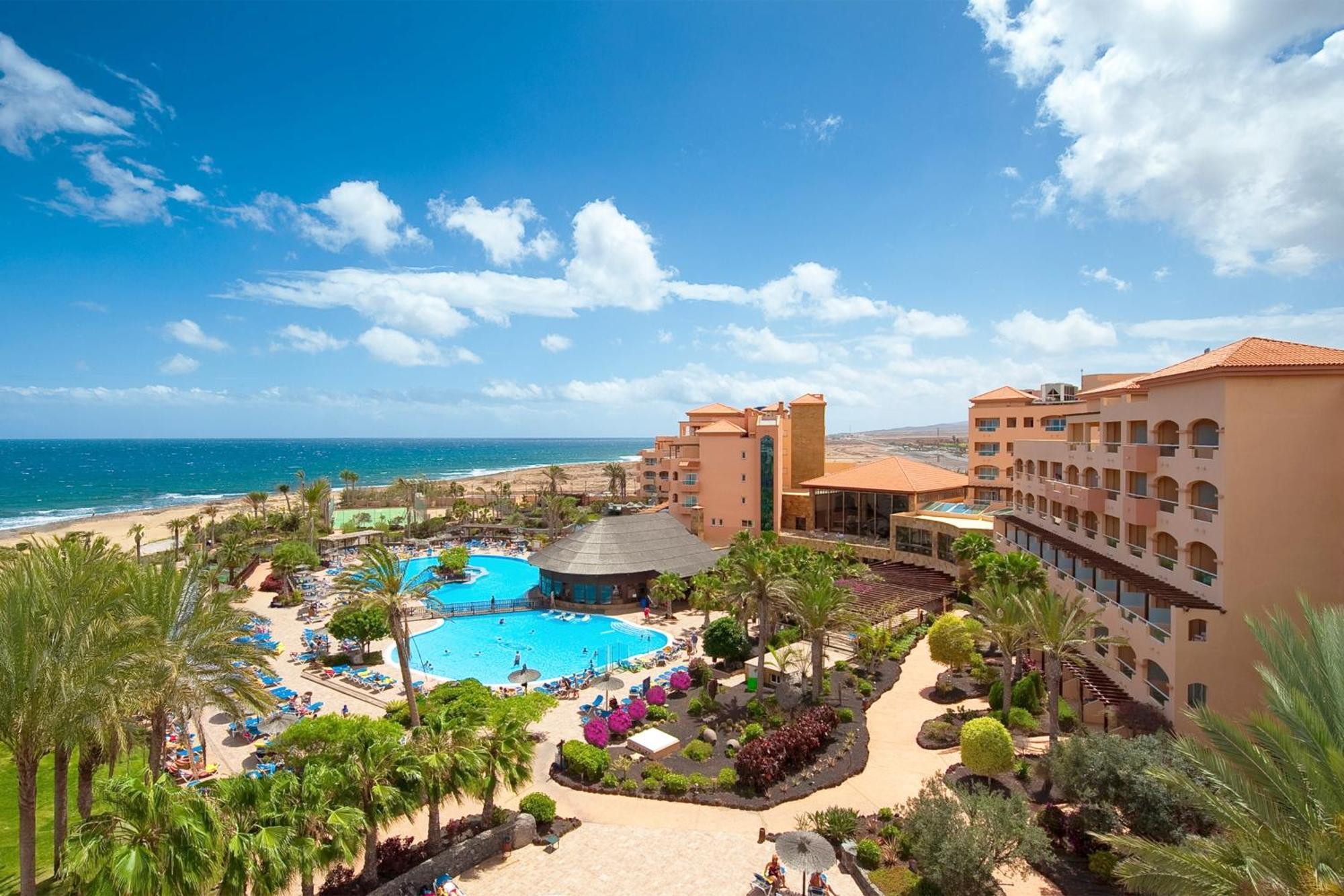 Elba Sara Beach & Golf Resort 科斯塔卡莱塔 外观 照片